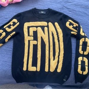 Gently used men’s Fendi sweater. open to offers!